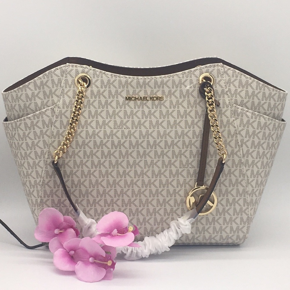 MICHAEL KORS LG CHAIN SHOULDER TOTE VANILLA - Picture 7 of 16
